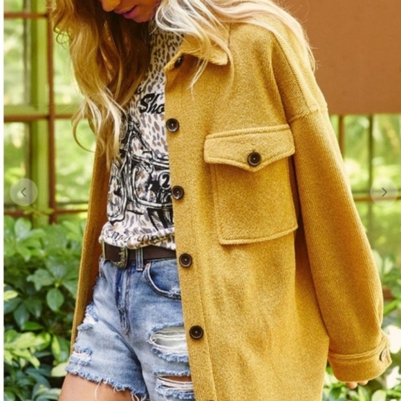 Gorgeous Cozy Shirt Jacket -Golden Yellow - Picture 2 of 3